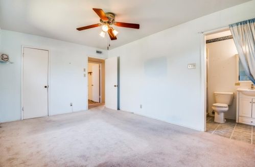 2315 Briarwood Ln, Carrollton TX 75006-7701 exterior