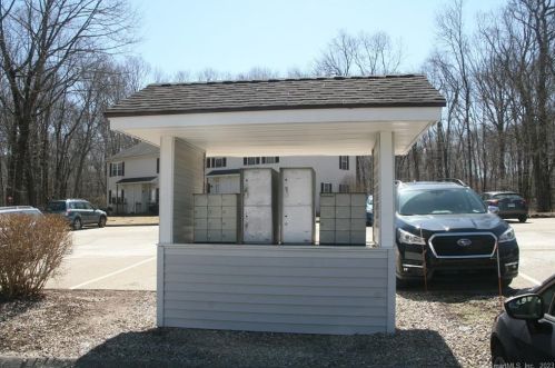 745 Merrow Rd, Coventry CT  06238-1364 exterior