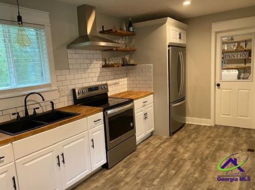 263 Crestwood Dr, Marshallville, GA 31030-6742