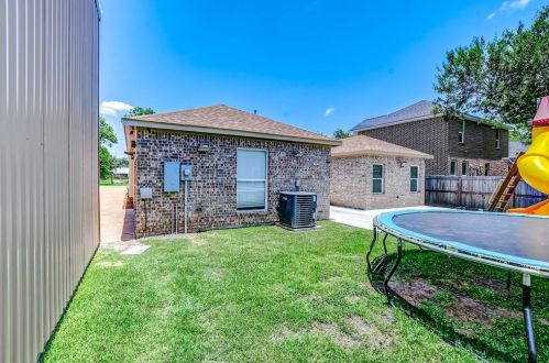 11028 San Jacinto Dr, Morgans Point TX 77571-9533 exterior