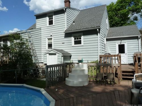 50 Barton St, Torrington, CT 06790-5615