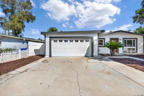 551 Lindsay St, El Cajon, CA 92020-3813