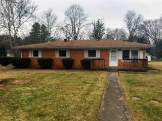 1516 Fairwood Dr, Blmgtn IN  47408-9713 exterior