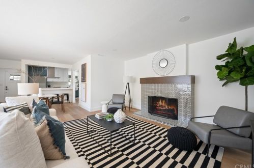 4827 Greenmeadows Ave, Torrance CA  90505-5509 exterior