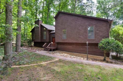 2550 Jacobs Ct, Marietta, GA 30068-3525