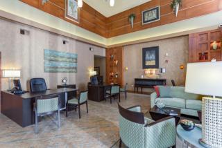 1930 Ridge Ave, Evanston IL  60201-2770 exterior