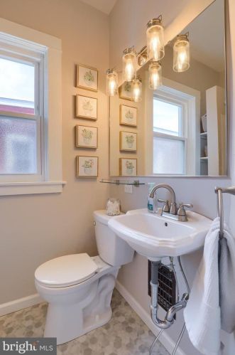 624 Pne St, Lancaster PA  17603-2824 exterior