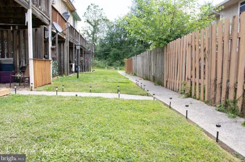 34 Mallard Ct, Charles Town WV 25414-5804 exterior