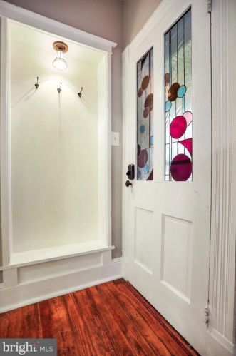 328 Mildred St, Charles Town WV  25414-1834 exterior