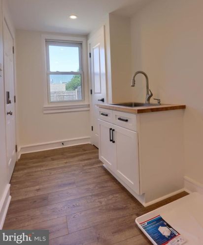 21 Mary St, Lancaster PA  17603-3424 exterior