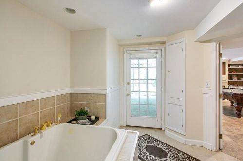 4581 Elizabeth Ln, Atlanta GA  30339-5323 exterior