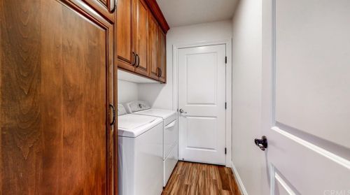 5255 Thorn Tree Ln, Irvine CA  92612-2346 exterior