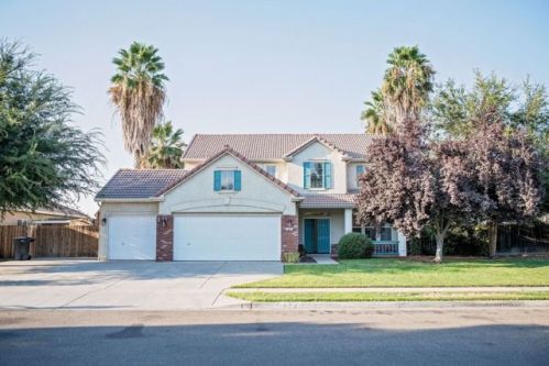 672 Brentwood Dr, Lemoore, CA 93245-4441
