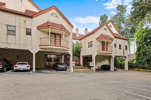 706 22nd St, Austin, TX 78705-5467