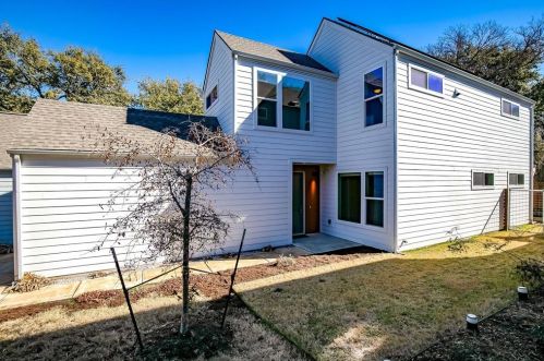 3211 Aldwyche Dr, Austin TX  78704 exterior