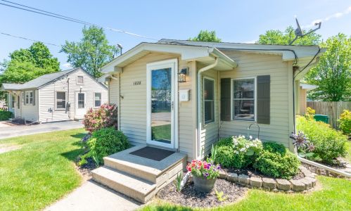 1028 Wild St, Sycamore, IL 60178-2548