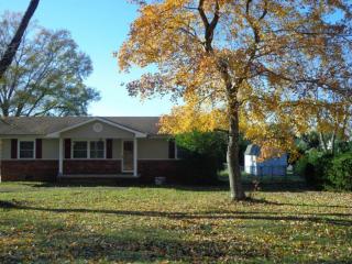 2735 Shepherd View Dr, Chattanooga, TN 37421-1449
