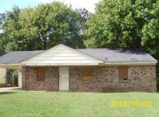4553 Valley Stream Dr, Memphis, TN 38128-1025