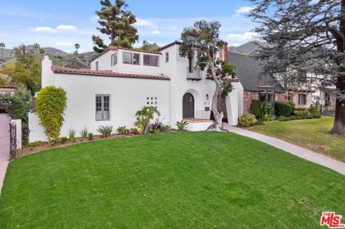 873 Cumberland Rd, Glendale CA  91202-1049 exterior