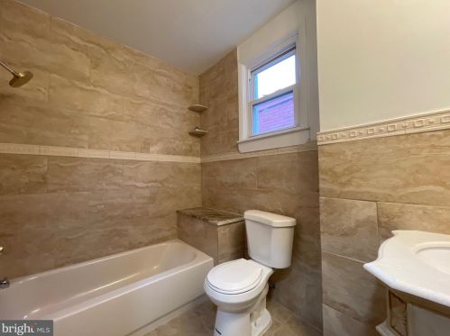 430 Erie St, Camden NJ  08102-2504 exterior