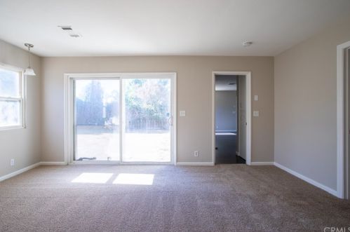 4720 Central Ave, Riverside CA  92506-2331 exterior