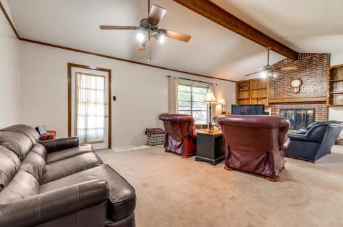 8604 Brook Ridge Dr, Fort Worth TX  76182 exterior