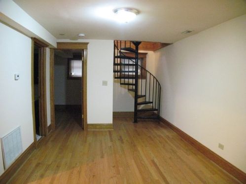 3902 Greenview Ave, Chicago IL  60613-2505 exterior