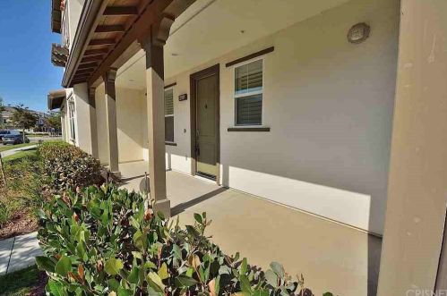 3161 London Ln, Oxnard, CA 93036-5350