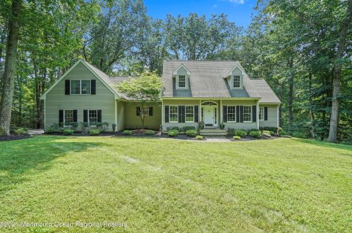 1 Rues Rd, Upper Freehold Township, NJ 08514-1706