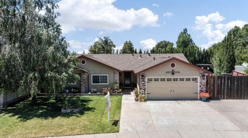 739 Cobblestone Ln, Manteca, CA 95336-3572