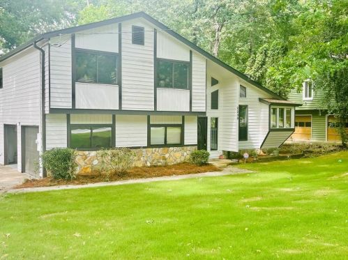 2230 Brookstone Dr, Lithia Springs, GA 30122-3037