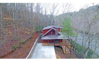 299 Greely Dr, Ellijay, GA 30540-0056