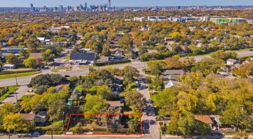 3209 Th, Austin TX  78702-1400 exterior