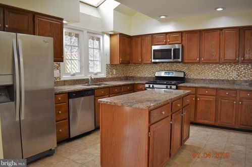 14320 Shoreham Dr, Silver Spring MD  20905-4480 exterior