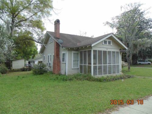 379 Macon St, Madison, FL 32340-2963