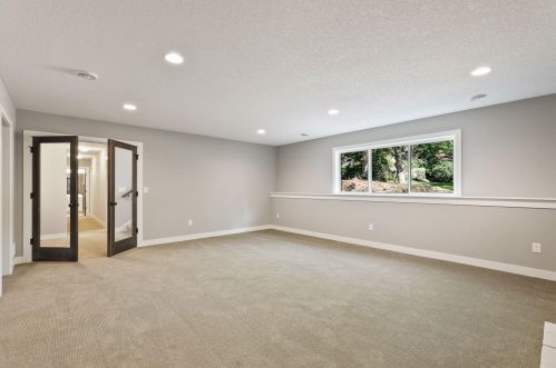 115 Greenwood St, Saint Paul MN  55115-2247 exterior