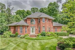 310 Somerset Ln, Tullahoma, TN 37388-5348