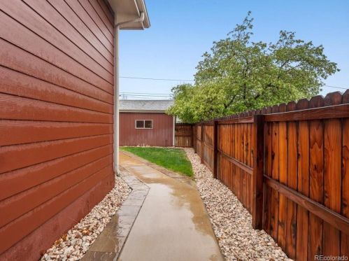 3001 Clarkson St, Englewood CO  80113-1707 exterior