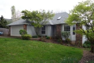 145 Peach St, Dundee, OR 97115-9563