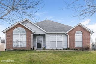 2204 Joann Dr, Spring Hill TN  37174-8231 exterior
