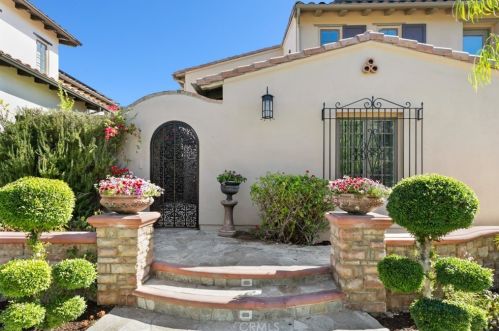 16 Dreamlight, Irvine CA  92603-4258 exterior