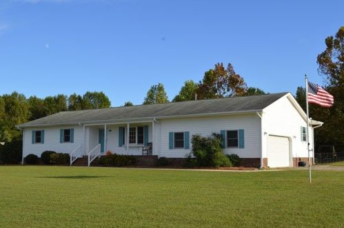 120 Christopher Ave, Princeton, NC 27569-9064