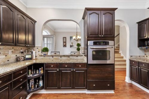 2464 Brookhaven Hts Ct, Atlanta GA  30319-5243 exterior