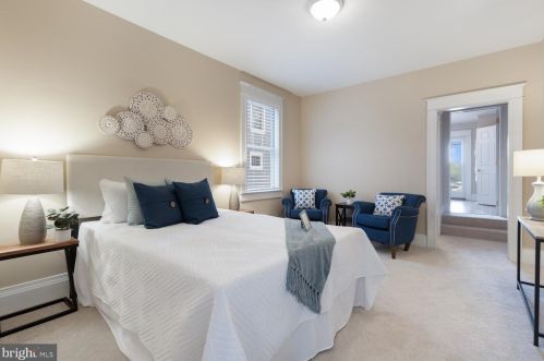 728 Oak Grv Cir, Severna Park MD 21146-4219 exterior