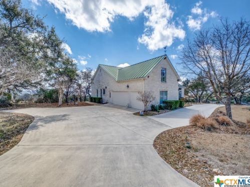 1009 Bluewater Pl, Spring Branch TX 78070-5485 exterior