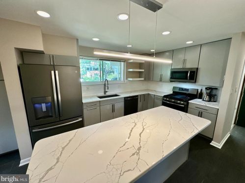 11106 Bybee St, Silver Spring MD 20902-3205 exterior