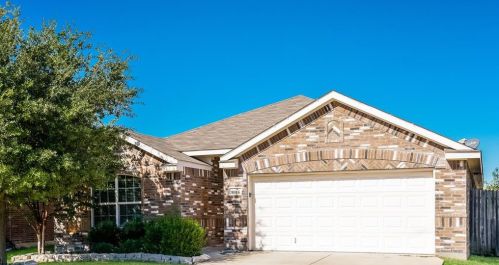 2016 Cattle Creek Rd, Fort Worth TX  76134-4193 exterior