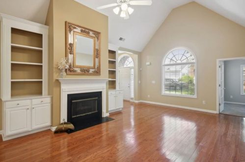 1225 Creek Forest Ln, Austell, GA 30106-1487