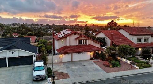 3459 Pontiac Dr, Carlsbad, CA 92010-2135