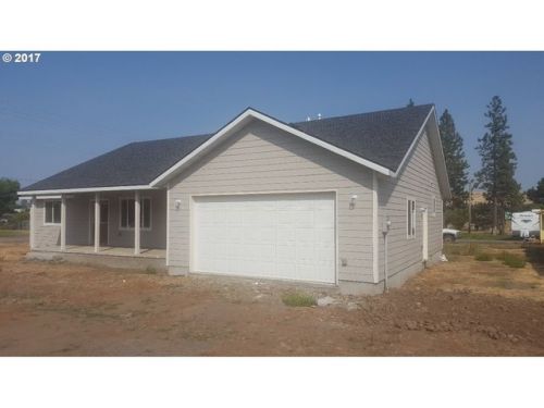 255 19th Ave, Elgin, OR 97827